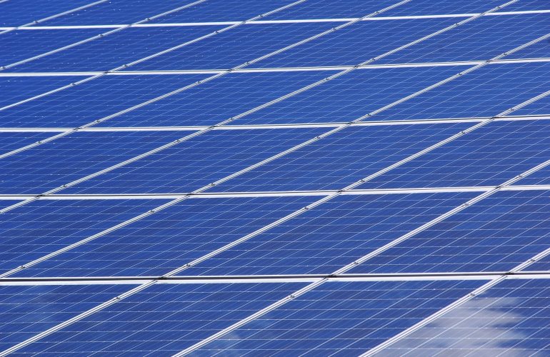 Schweiz 2022 erstmal mit mehr als einem Gigawatt Photovoltaik-Zubau